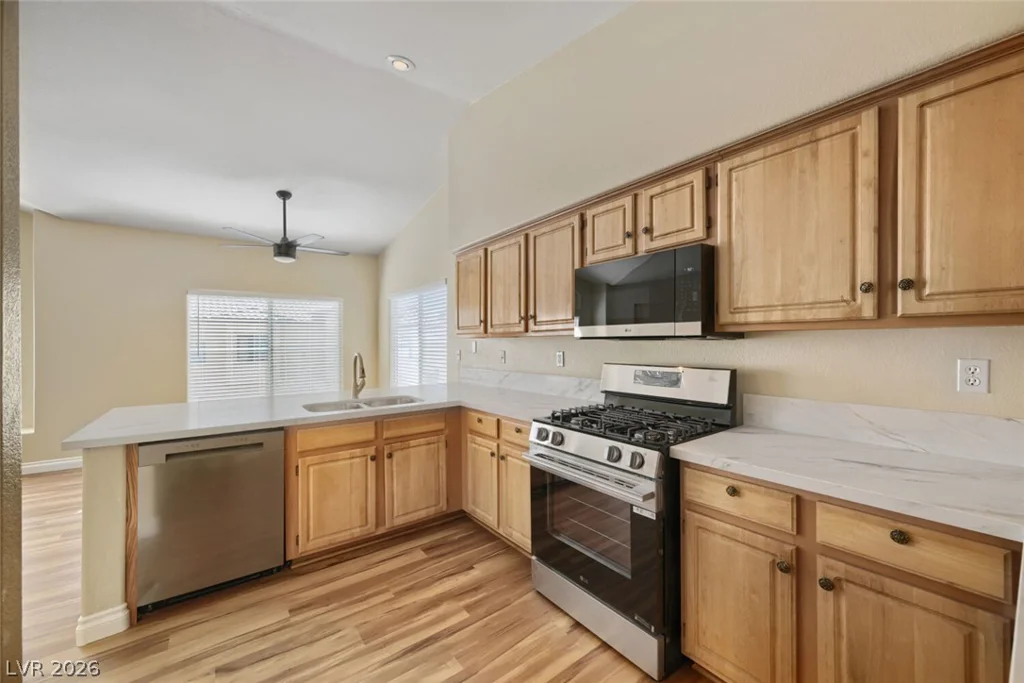 4941 Black Bear, Las Vegas, NV 89149