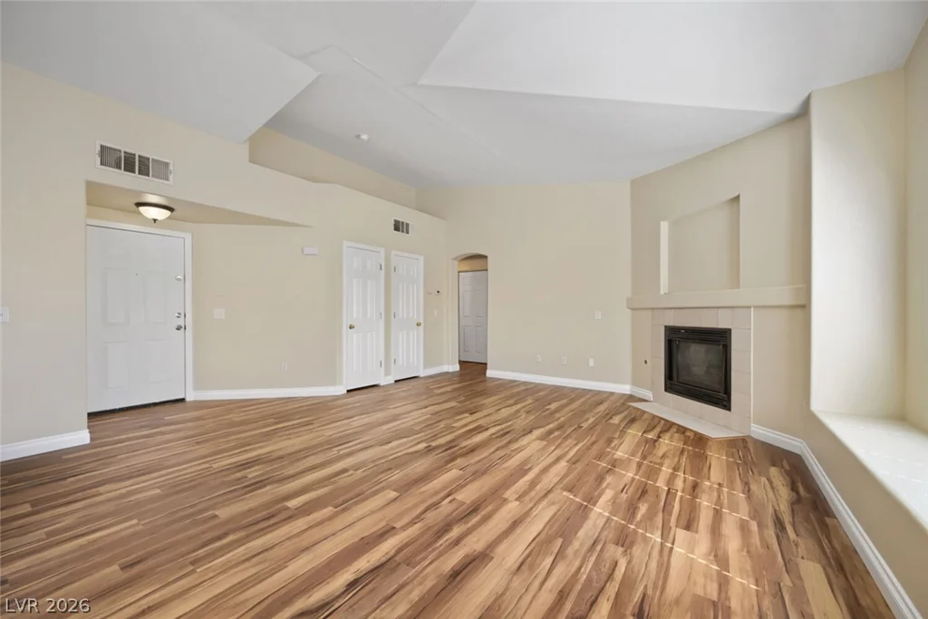 4941 Black Bear, Las Vegas, NV 89149