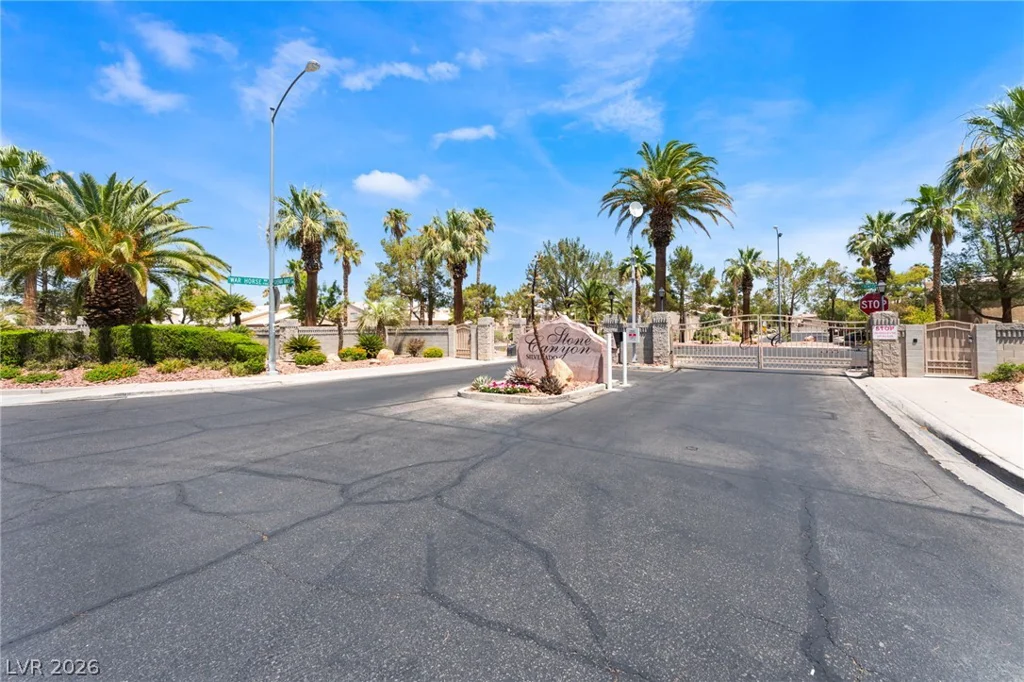 9648 Lame Horse, Las Vegas, NV 89123