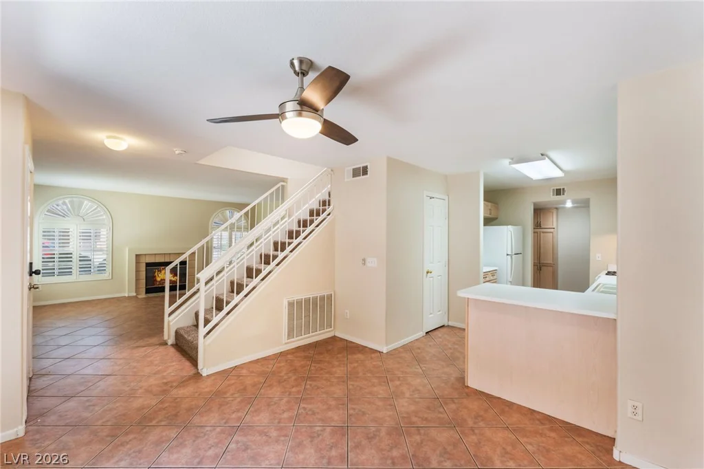 9648 Lame Horse, Las Vegas, NV 89123