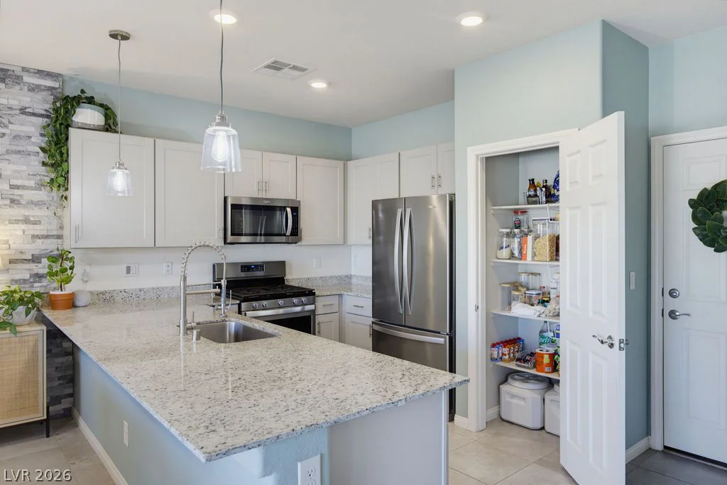 7314 Glimmer Point, North Las Vegas, NV 89084
