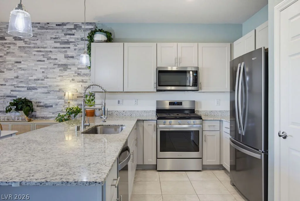 7314 Glimmer Point, North Las Vegas, NV 89084