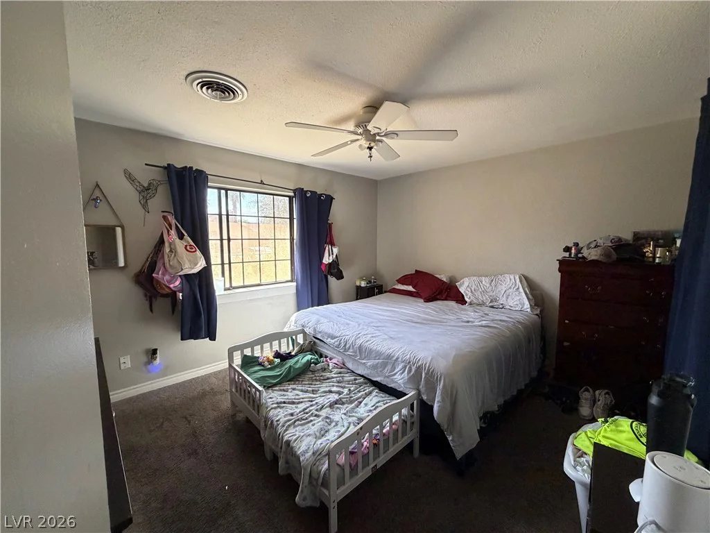 2105 El Greco, Las Vegas, NV 89102