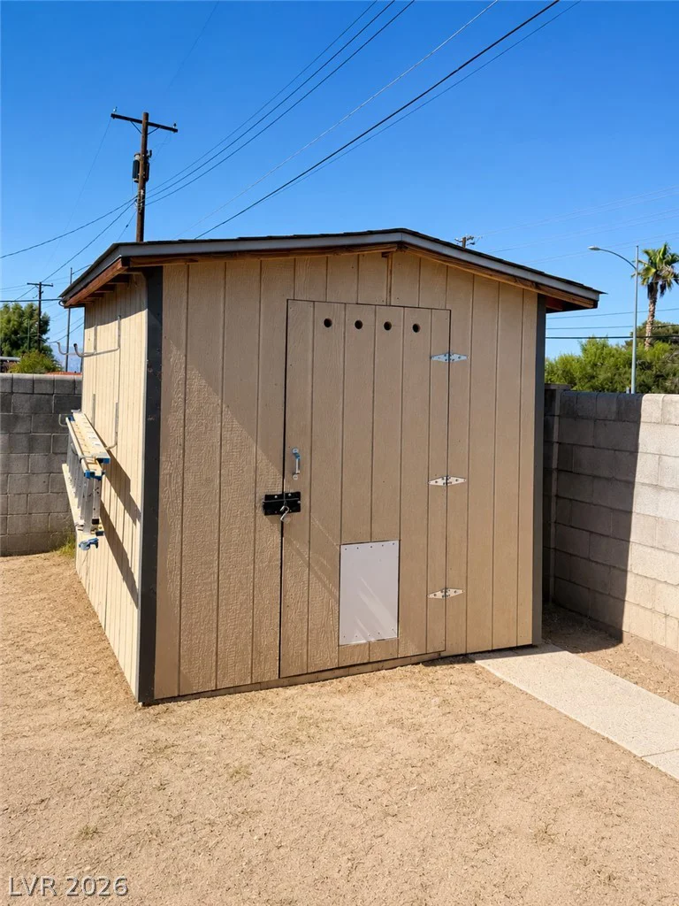2105 El Greco, Las Vegas, NV 89102