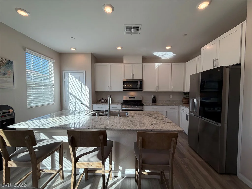 2435 Bellinzona, Henderson, NV 89044