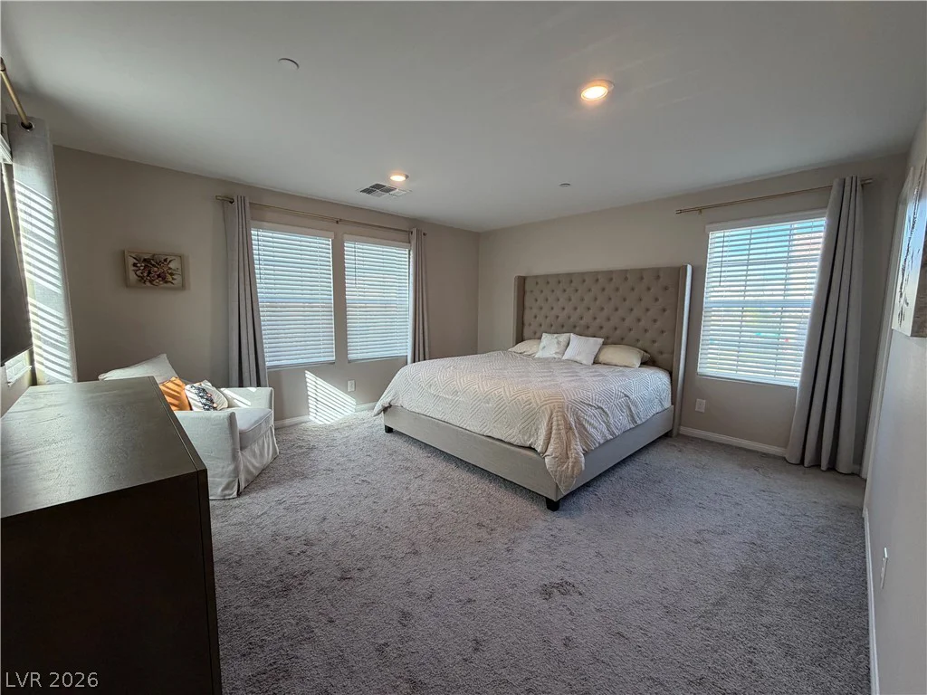 2435 Bellinzona, Henderson, NV 89044