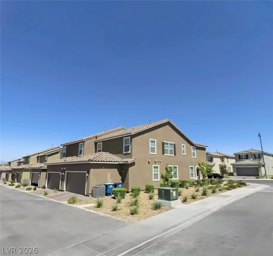 2435 Bellinzona, Henderson, NV 89044