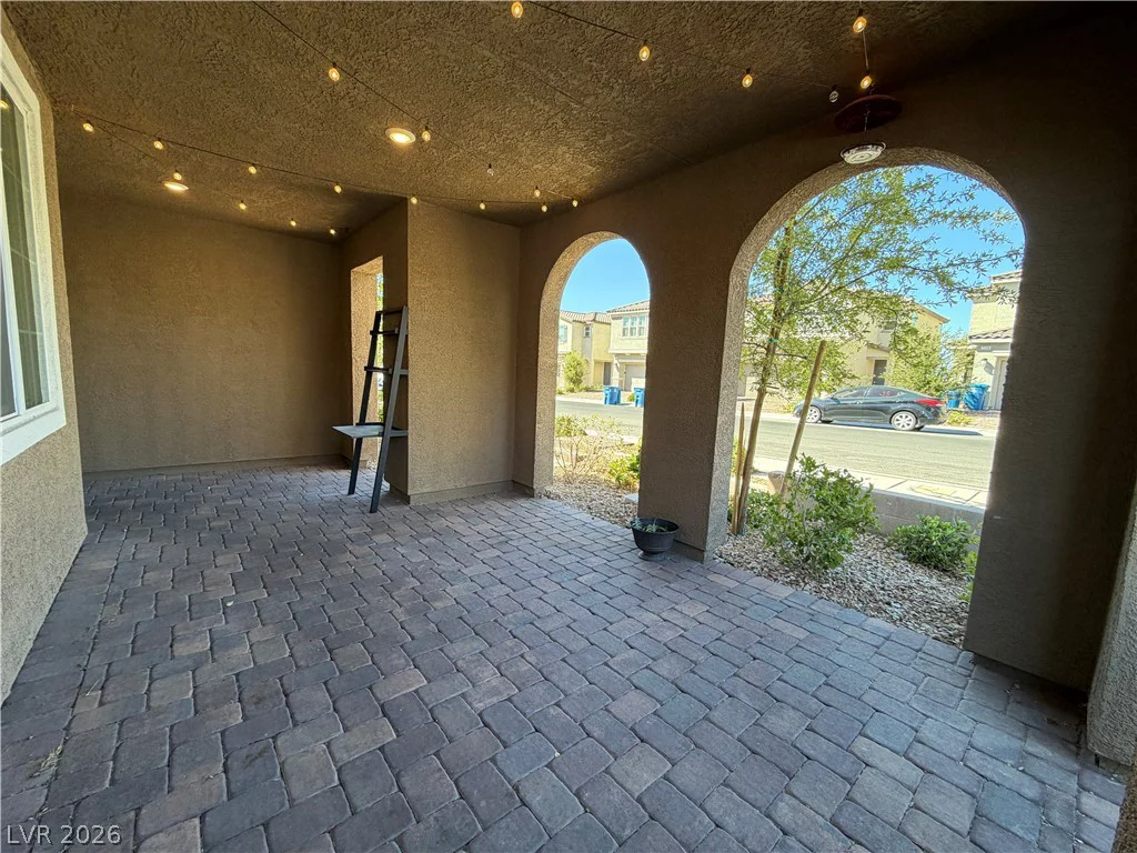 2435 Bellinzona, Henderson, NV 89044