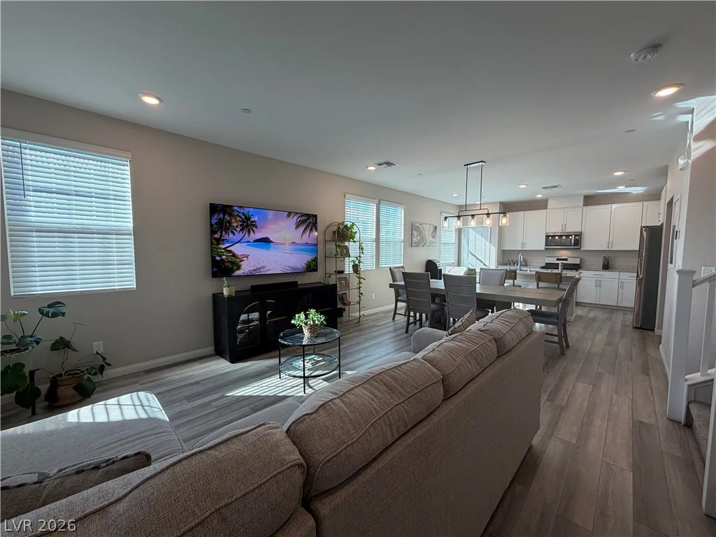 2435 Bellinzona, Henderson, NV 89044