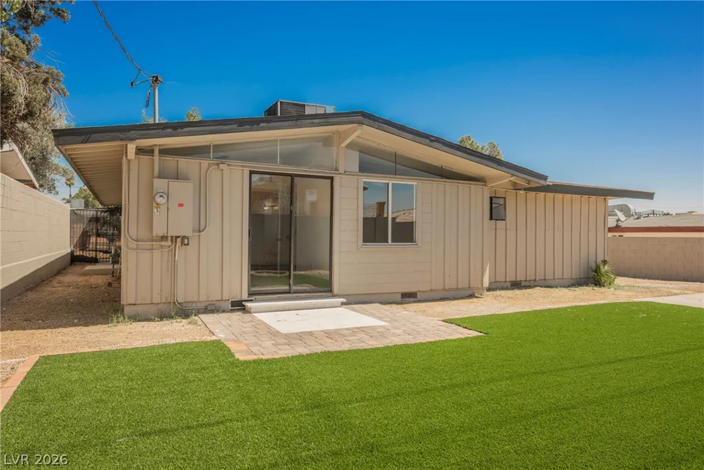 5317 Evergreen, Las Vegas, NV 89107