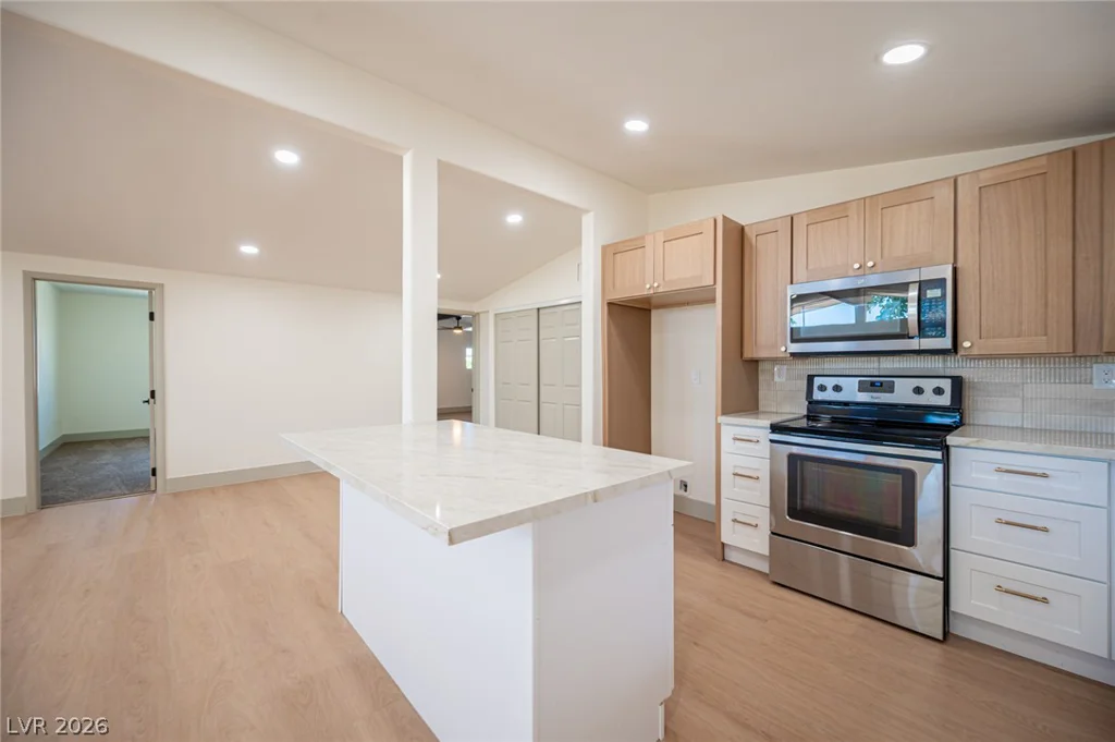 5317 Evergreen, Las Vegas, NV 89107