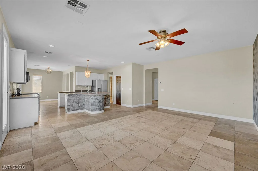 3556 Tundra Swan, Las Vegas, NV 89122