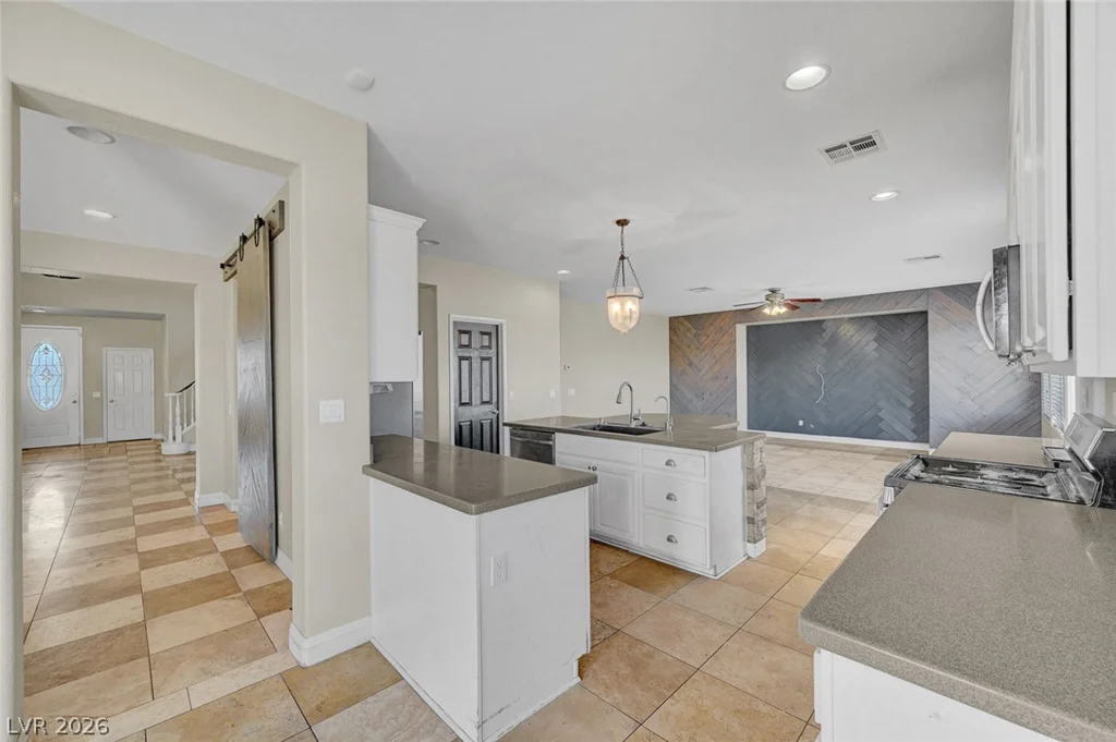 3556 Tundra Swan, Las Vegas, NV 89122