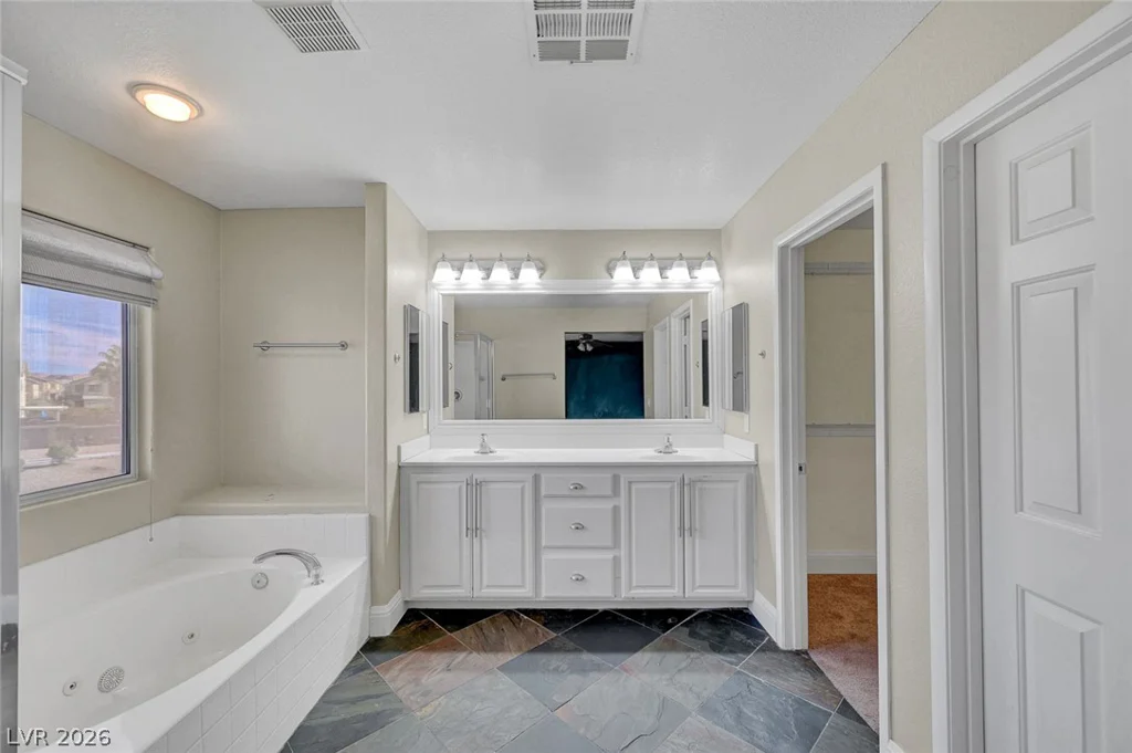 3556 Tundra Swan, Las Vegas, NV 89122