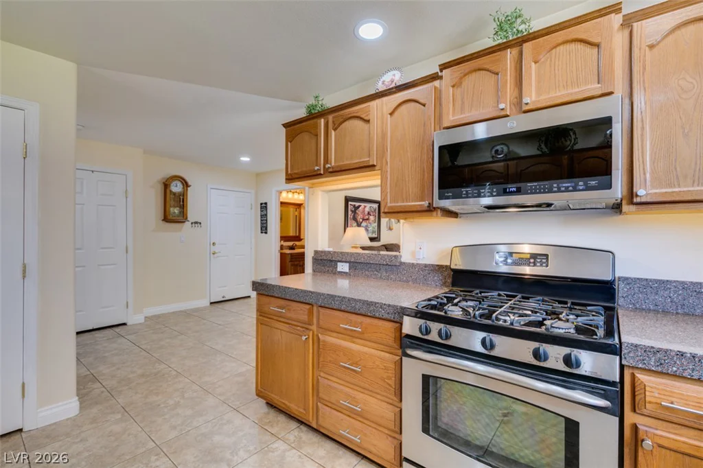 5492 Poker Face, Las Vegas, NV 89118