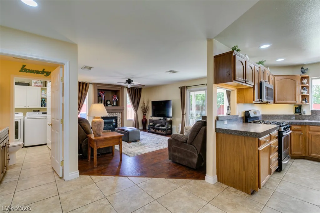 5492 Poker Face, Las Vegas, NV 89118