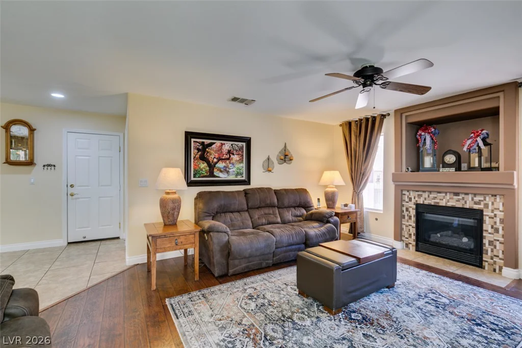 5492 Poker Face, Las Vegas, NV 89118