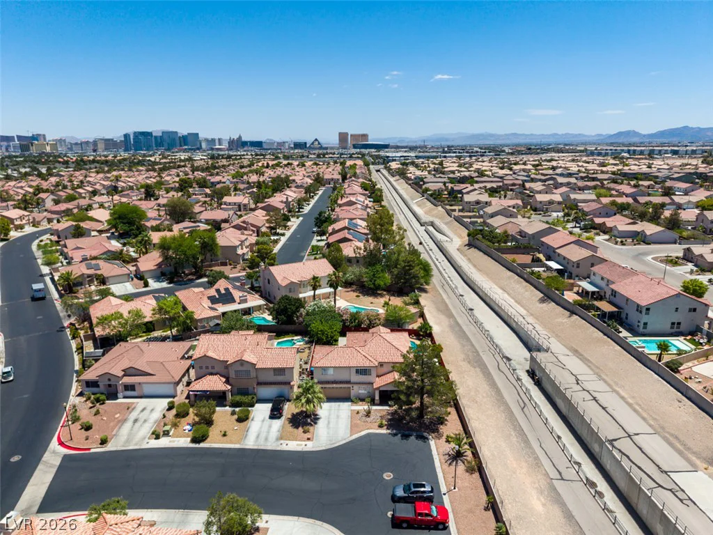 5492 Poker Face, Las Vegas, NV 89118
