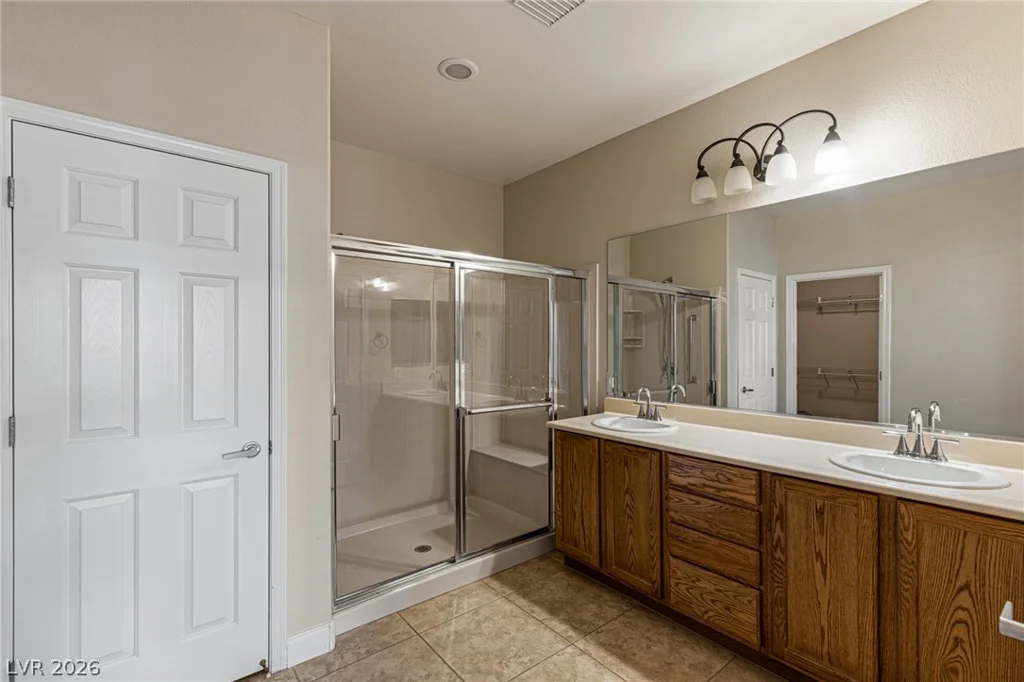 2157 Sawtooth Mountain, Henderson, NV 89044