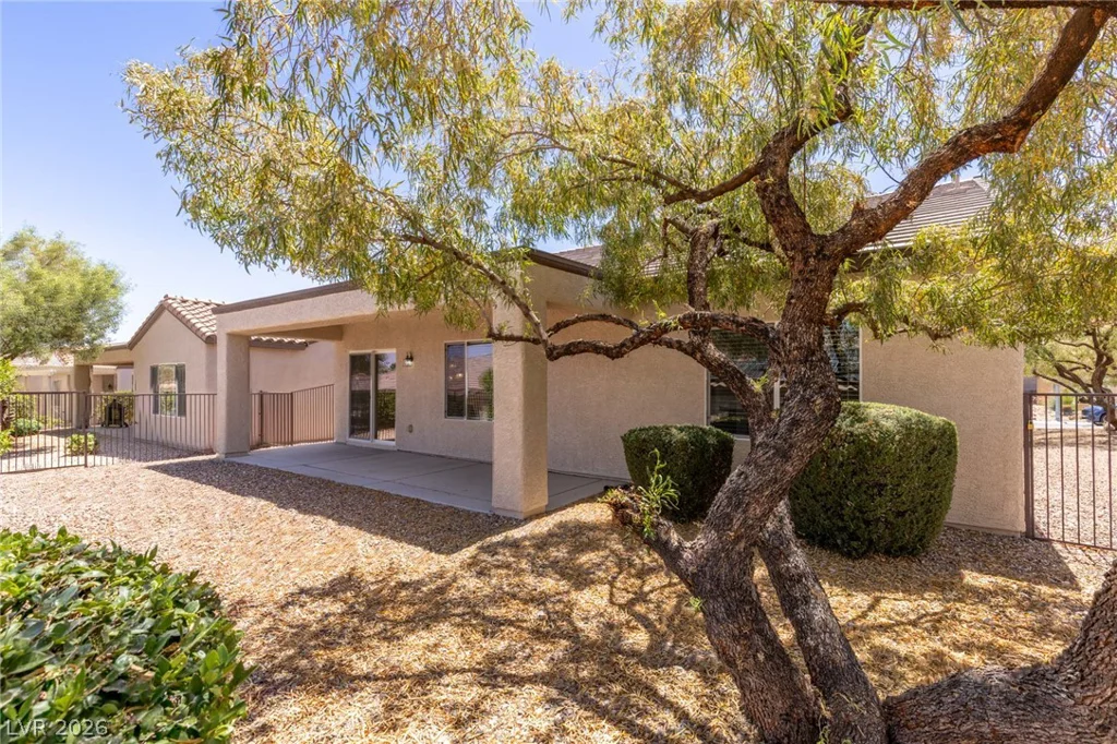 2157 Sawtooth Mountain, Henderson, NV 89044