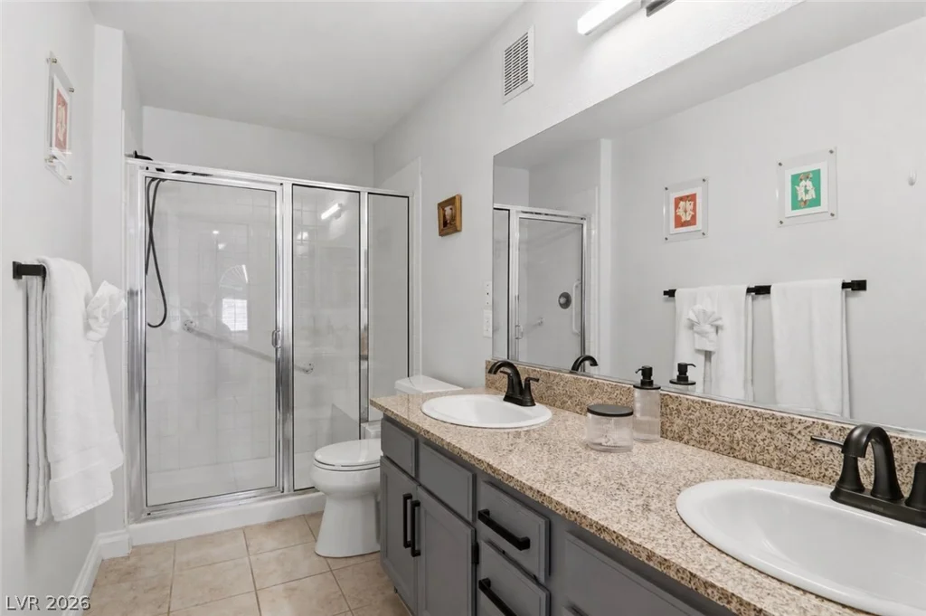 8452 Boseck, Las Vegas, NV 89145