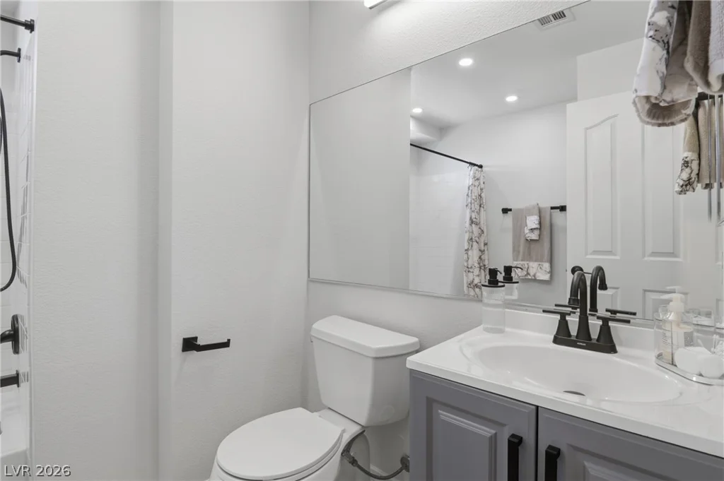 8452 Boseck, Las Vegas, NV 89145