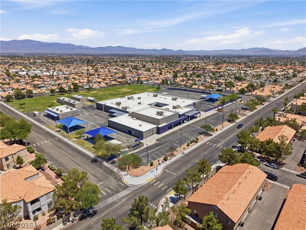 8452 Boseck, Las Vegas, NV 89145