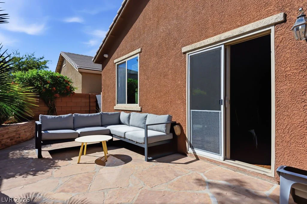743 Crest Valley, Henderson, NV 89011