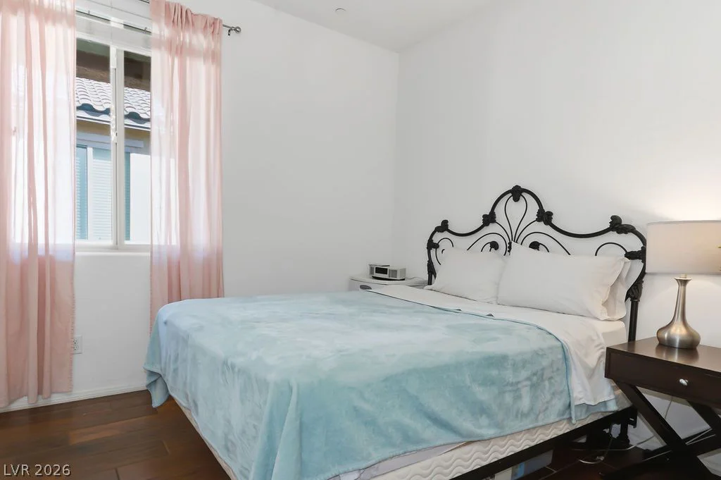 743 Crest Valley, Henderson, NV 89011