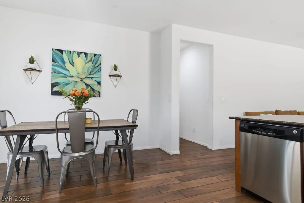 743 Crest Valley, Henderson, NV 89011