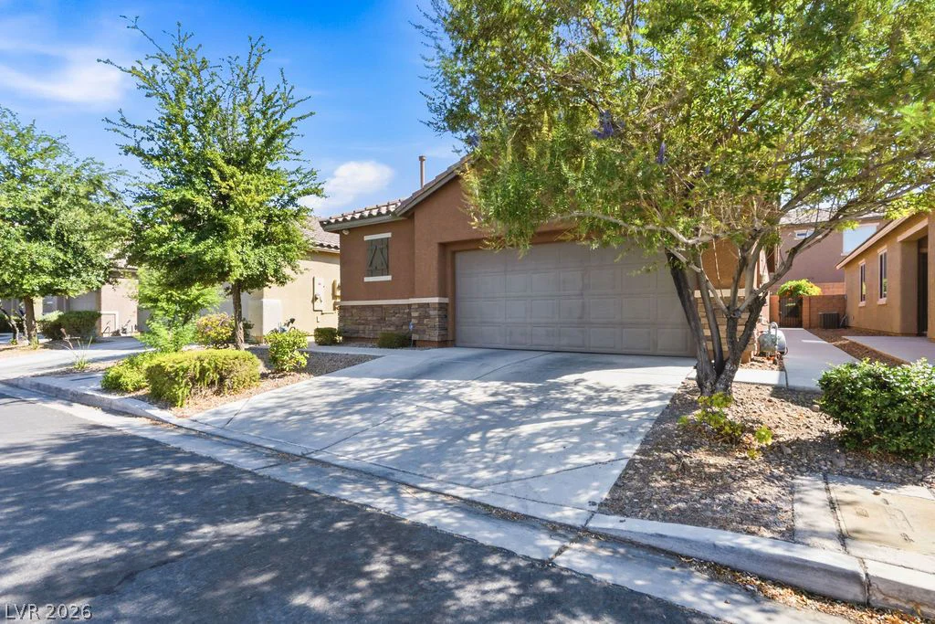 743 Crest Valley, Henderson, NV 89011