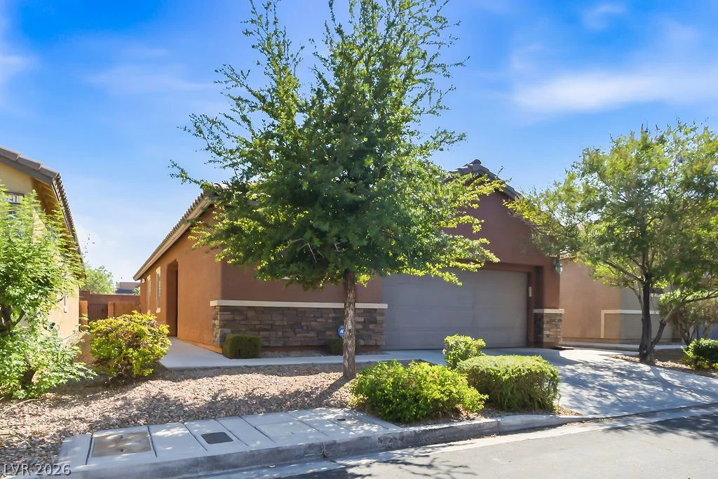 743 Crest Valley, Henderson, NV 89011