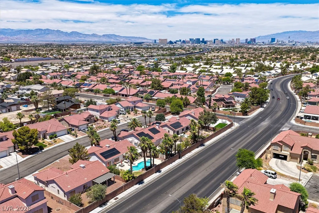 8432 Mosport, Las Vegas, NV 89123
