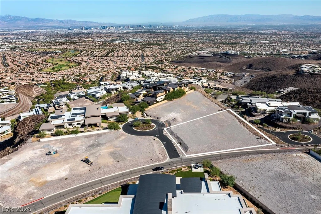 2 Heavens Edge, Henderson, NV 89012