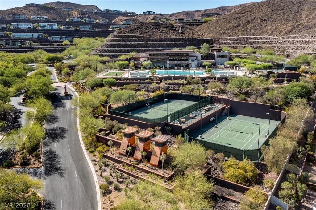 2 Heavens Edge, Henderson, NV 89012