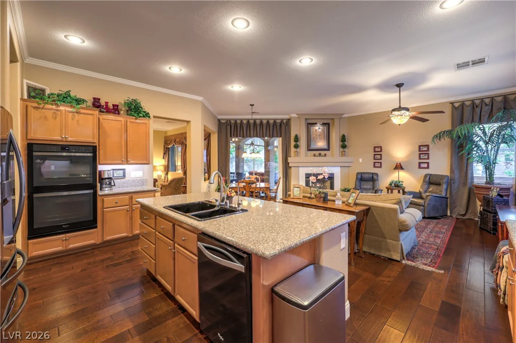 7869 Mosaic Harbor, Las Vegas, NV 89117