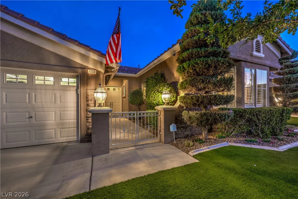7869 Mosaic Harbor, Las Vegas, NV 89117