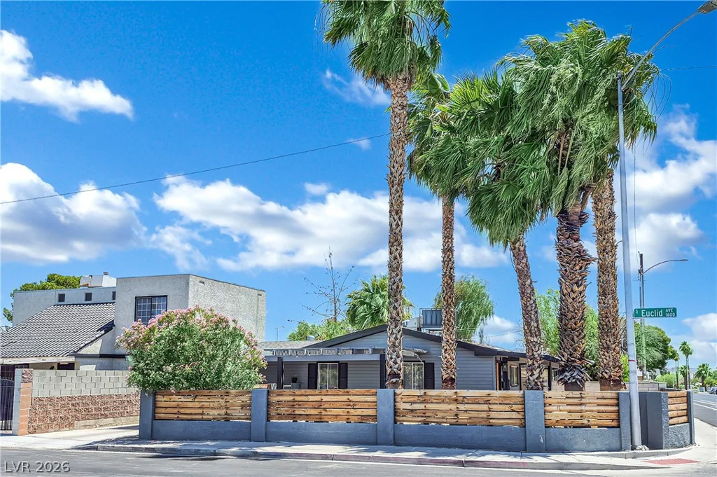 1605 Euclid, Las Vegas, NV 89104