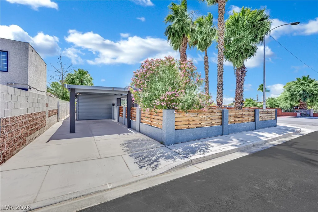 1605 Euclid, Las Vegas, NV 89104