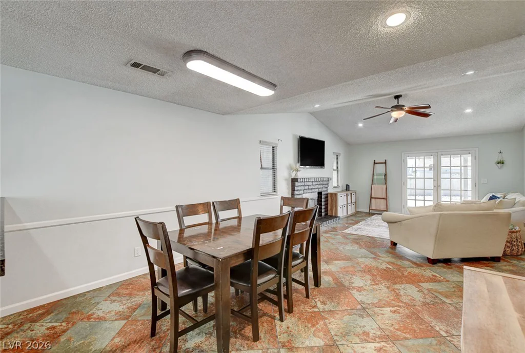 5877 Tippin, Las Vegas, NV 89130