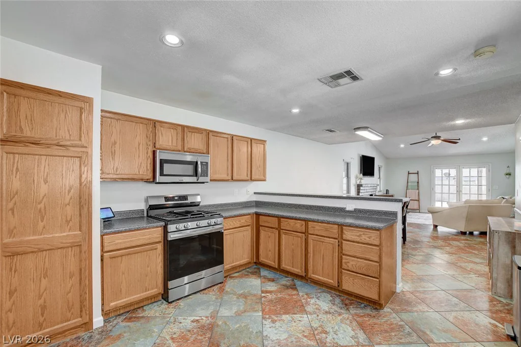 5877 Tippin, Las Vegas, NV 89130