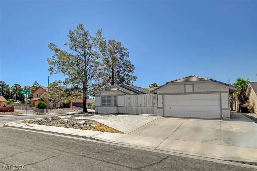 5877 Tippin, Las Vegas, NV 89130