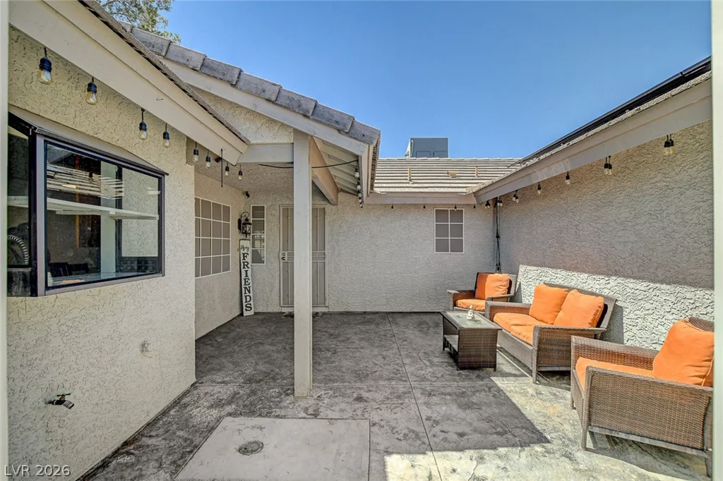 5877 Tippin, Las Vegas, NV 89130