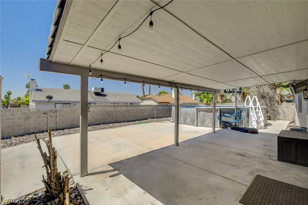 5877 Tippin, Las Vegas, NV 89130