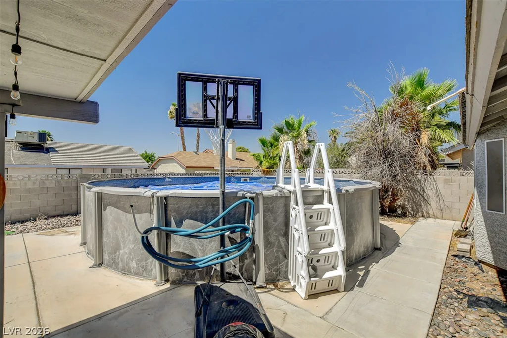 5877 Tippin, Las Vegas, NV 89130