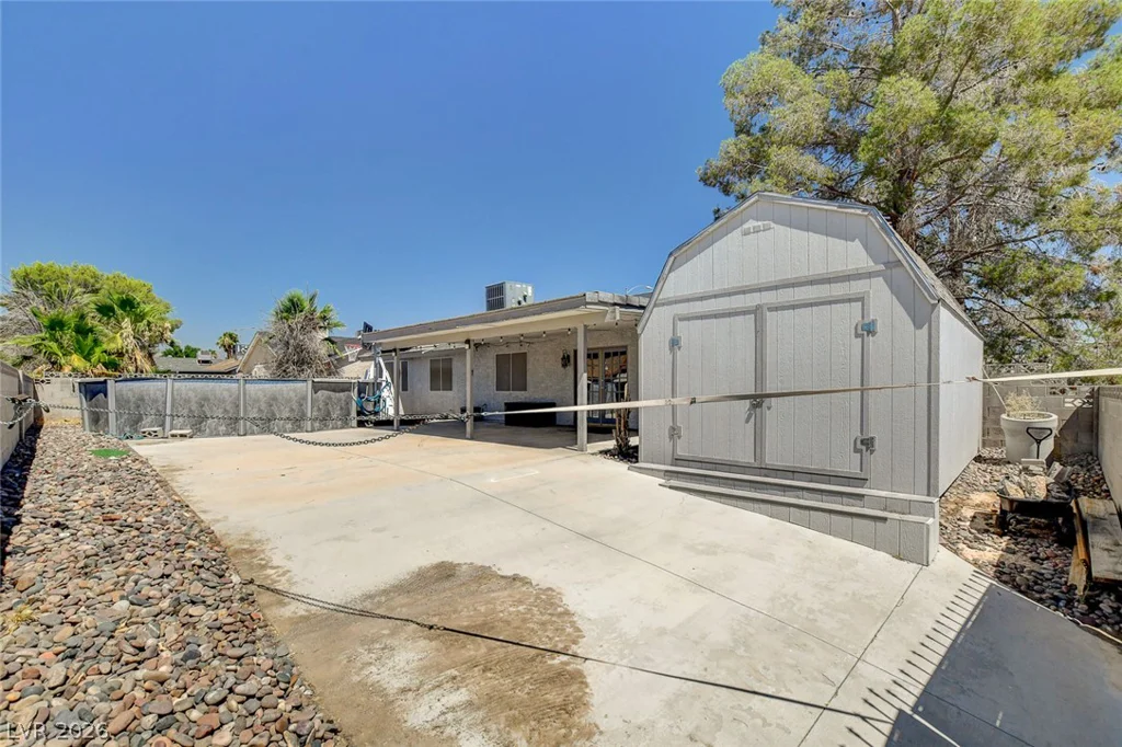 5877 Tippin, Las Vegas, NV 89130