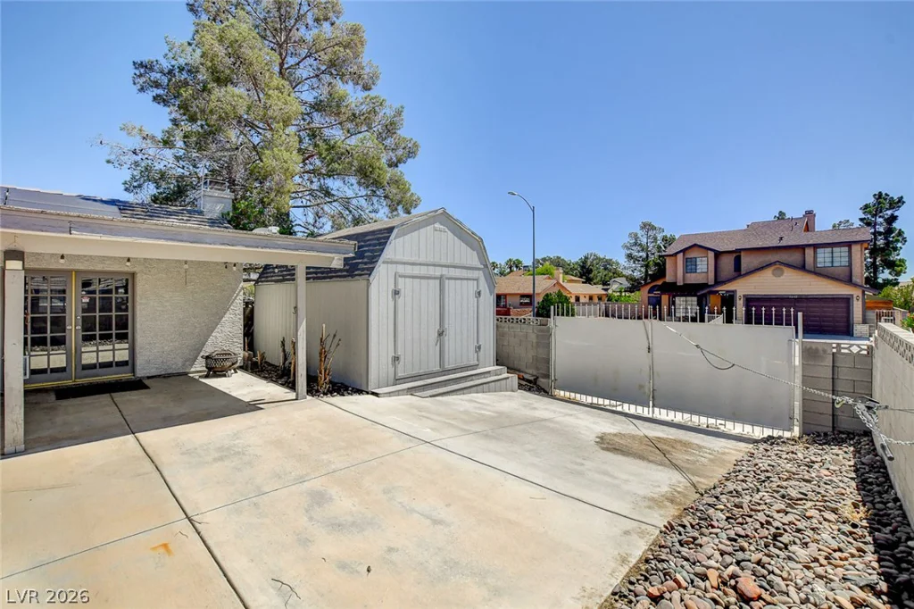 5877 Tippin, Las Vegas, NV 89130