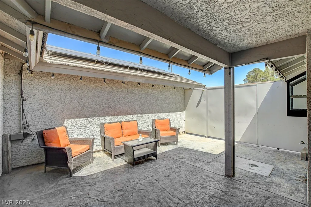 5877 Tippin, Las Vegas, NV 89130