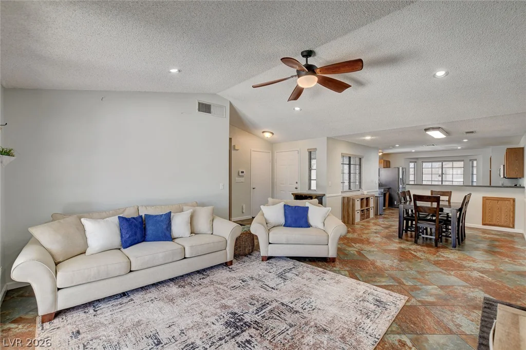 5877 Tippin, Las Vegas, NV 89130