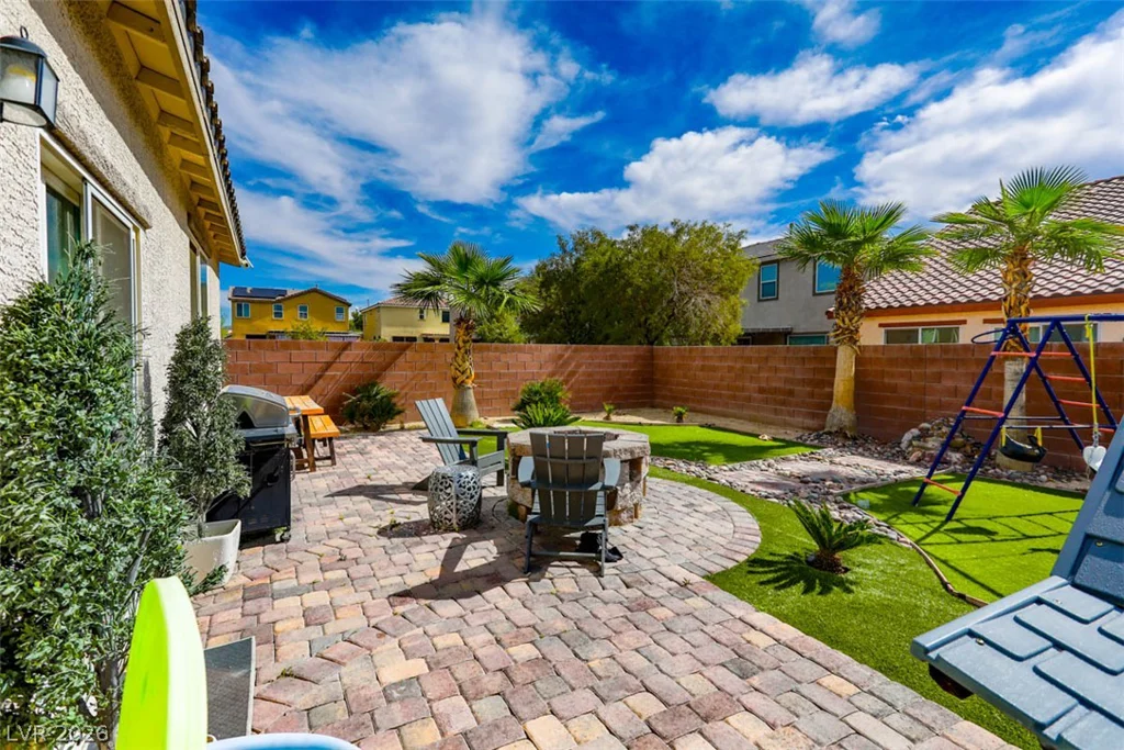 5732 Aspen Park, North Las Vegas, NV 89081